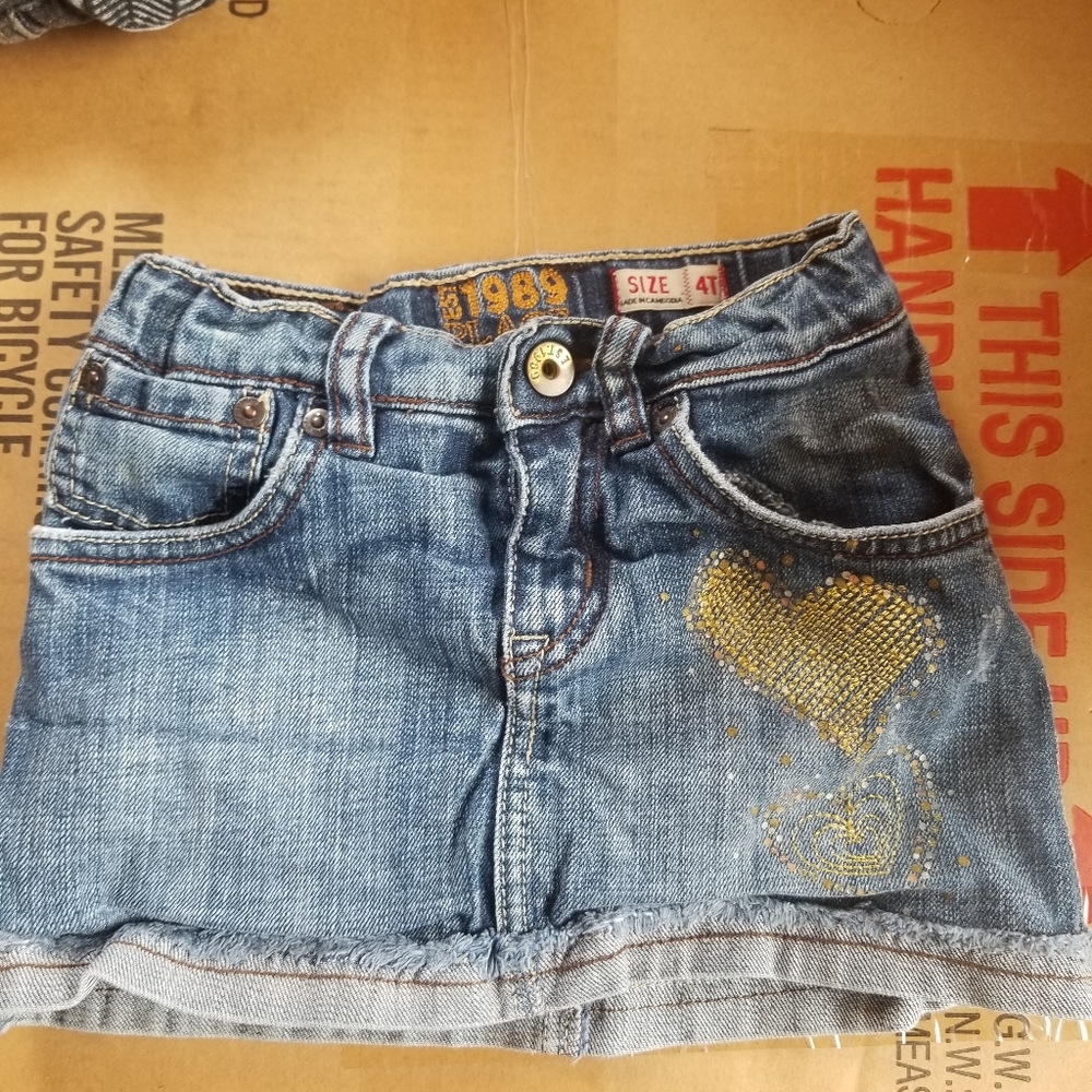 Skorts